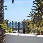 Puerto Chico W Apartmán *