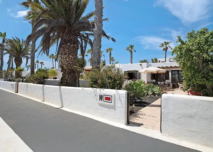 Puerto Chico W * بلايا بلانكا