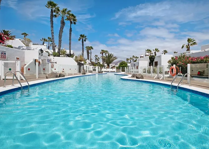 Puerto Chico W * بلايا بلانكا